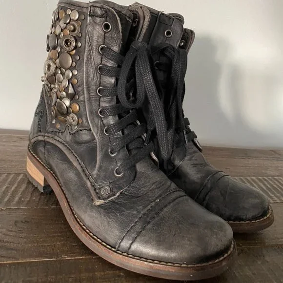 Feud Britannia | Shoes | Feud Britannia Collage Black Boot  display picture 1